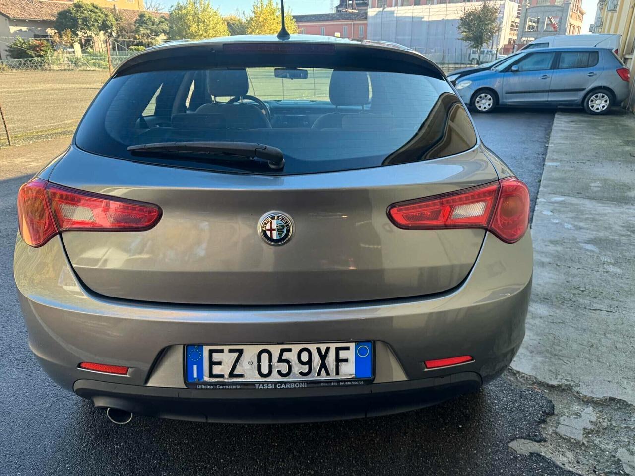 Alfa Romeo Giulietta Anno 2015 1.6 Diesel 77 KW