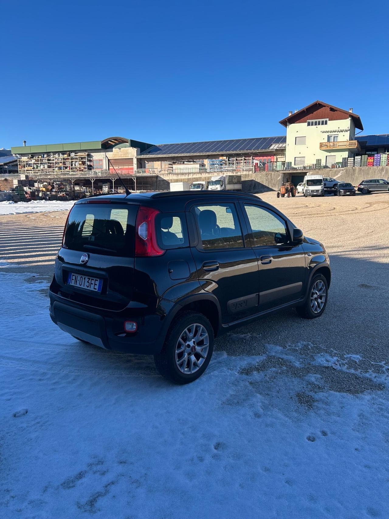 Fiat Panda 1.3 MJT 95 CV S&S 4x4 + ELD