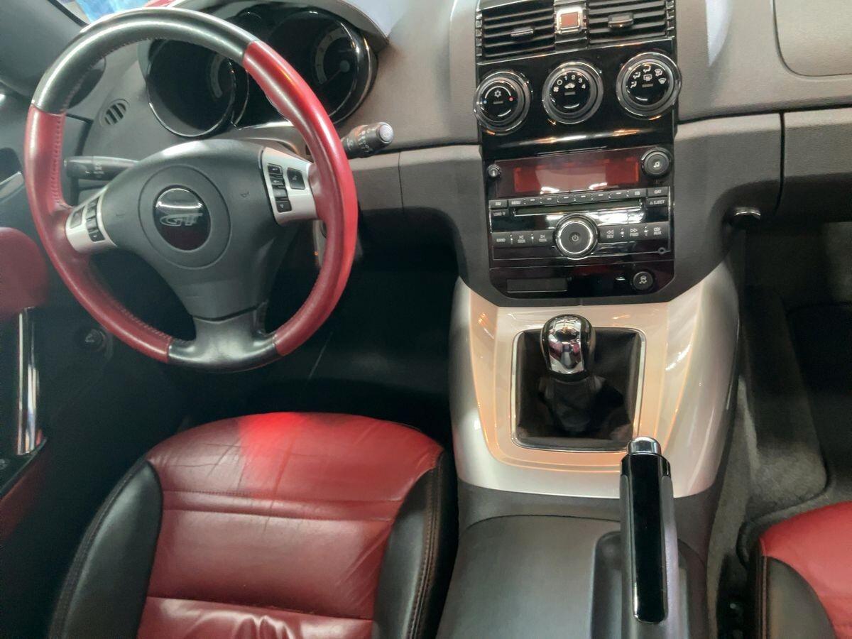 Opel GT 2.0 Turbo 16V