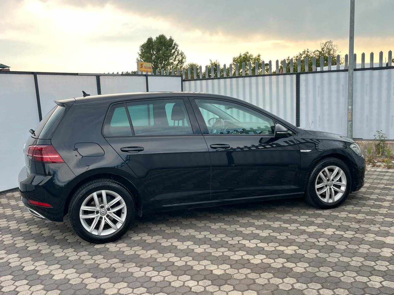 Volkswagen Golf 1.5 TGI DSG 5p. Executive BlueMotion Technology