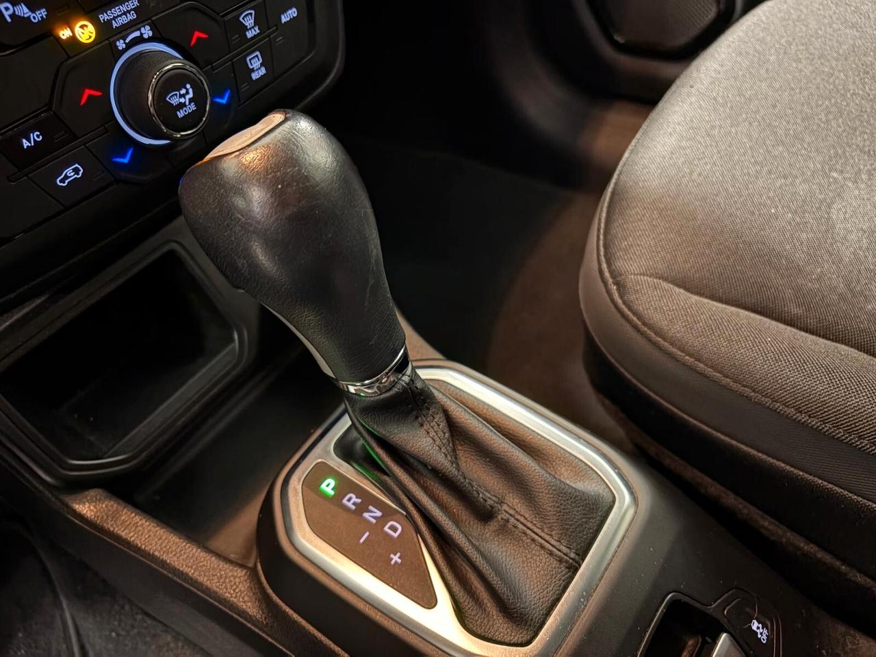 Jeep Renegade 1.6 Mjt DDCT 120 CV Night Eagle