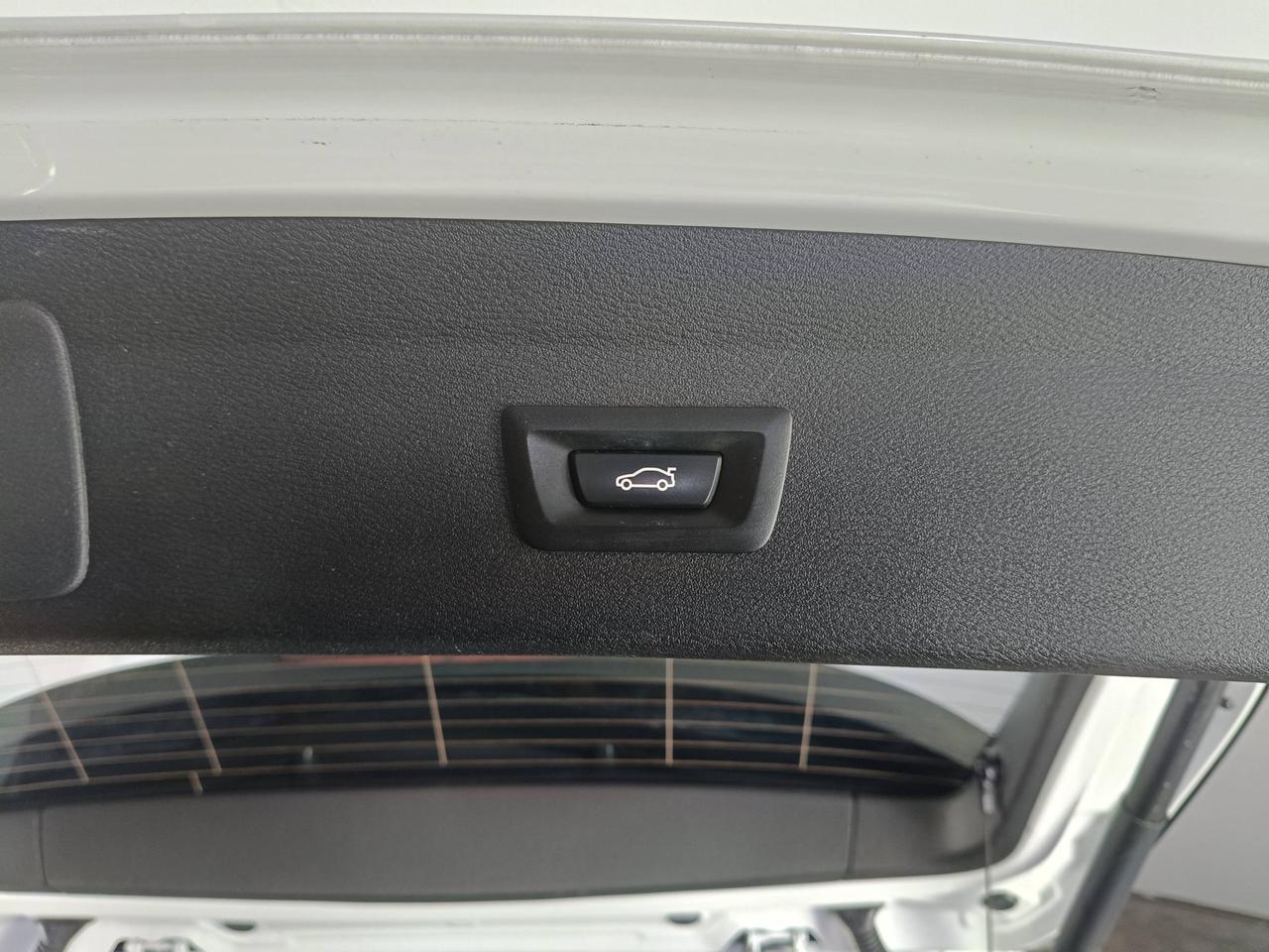 BMW X1 F48 2019 - X1 xdrive18d xLine Plus auto