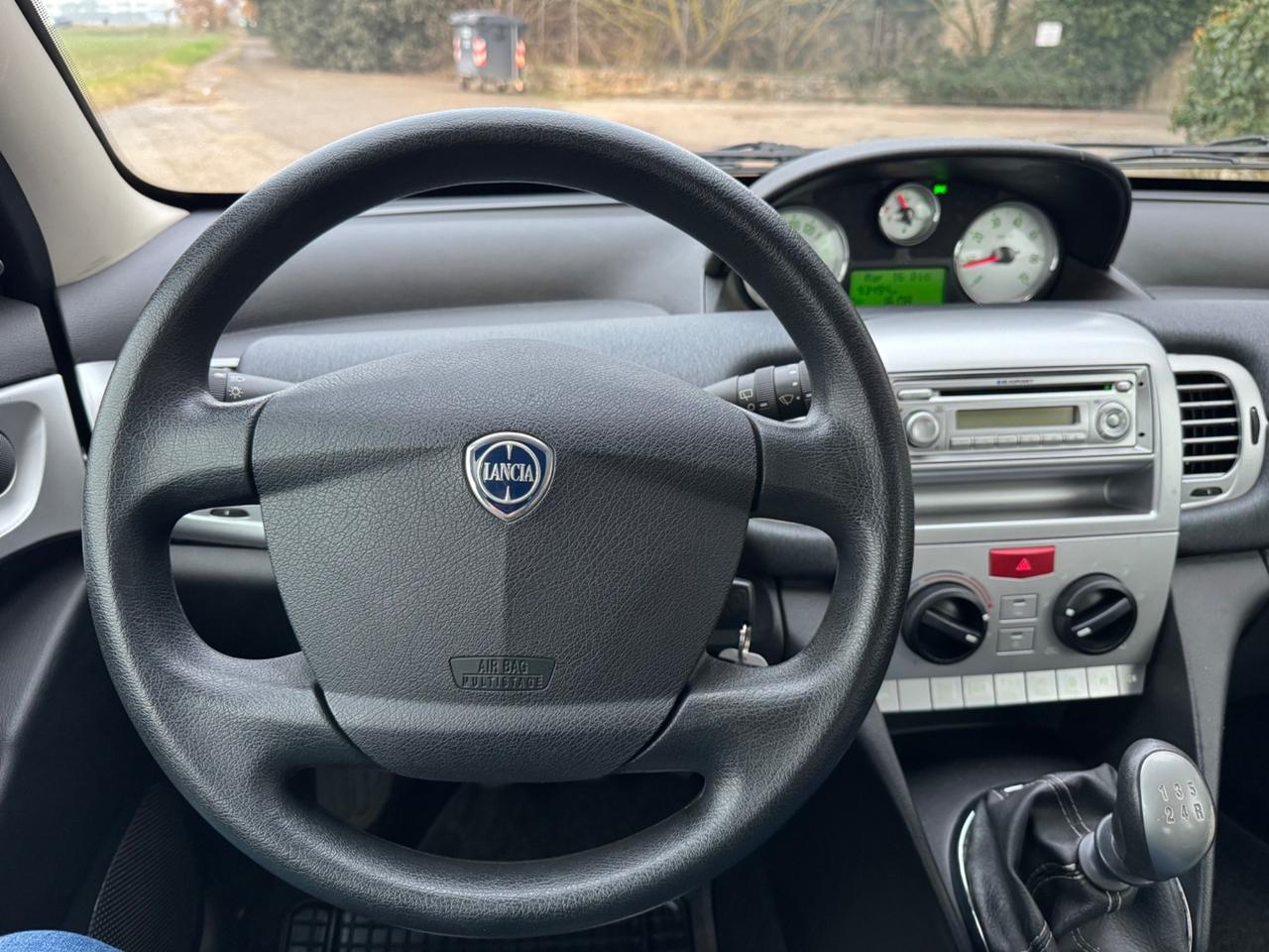 Lancia Ypsilon 1.2 Argento