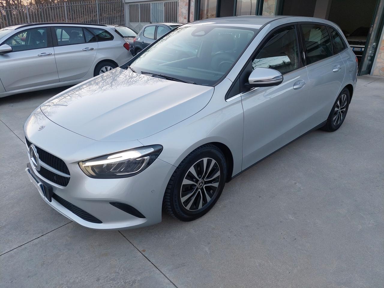 Mercedes-benz B 180 d Automatic AMG Line Premium