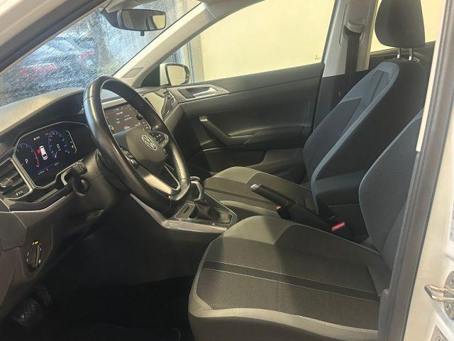 VOLKSWAGEN Polo 1.0 VI