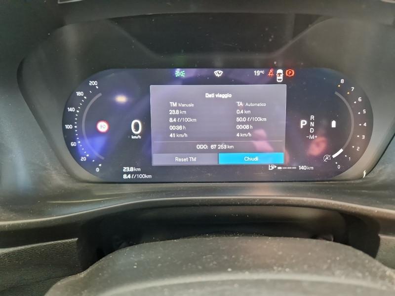 VOLVO XC40 B4 AWD AUTOMATICO CORE SUV