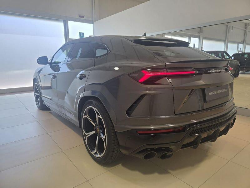 Lamborghini Urus 4.0 V8