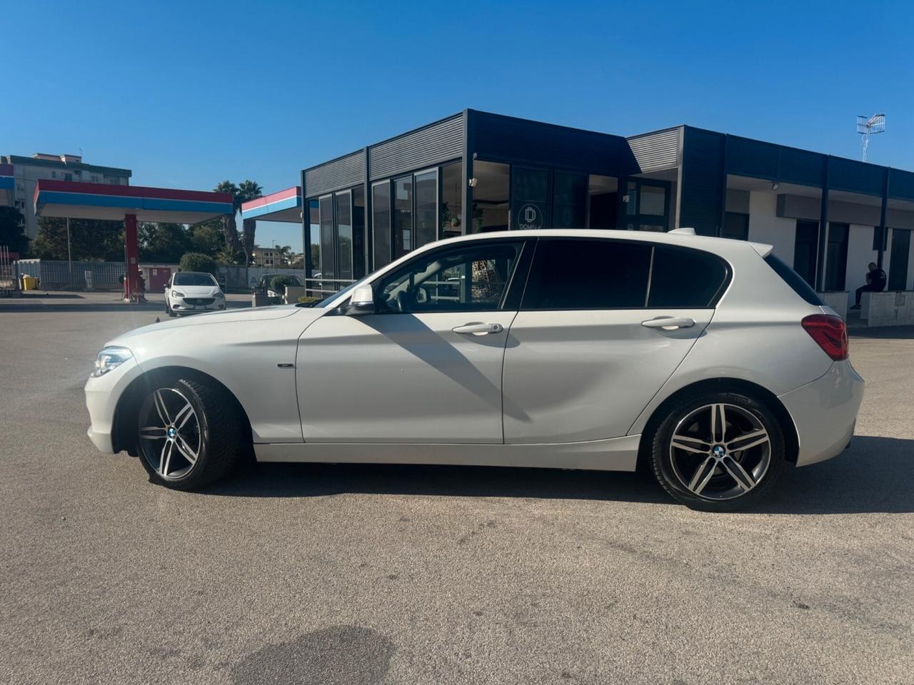 Bmw 118d 5p. Sport Automatico