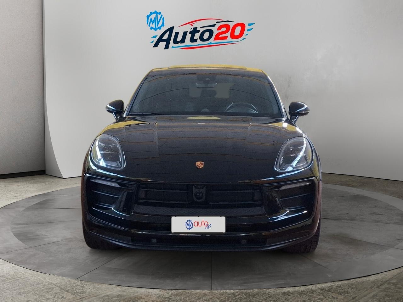 Porsche Macan 2.0 T PDK FULL OPTIONALS NOLEGGIO lungo termine