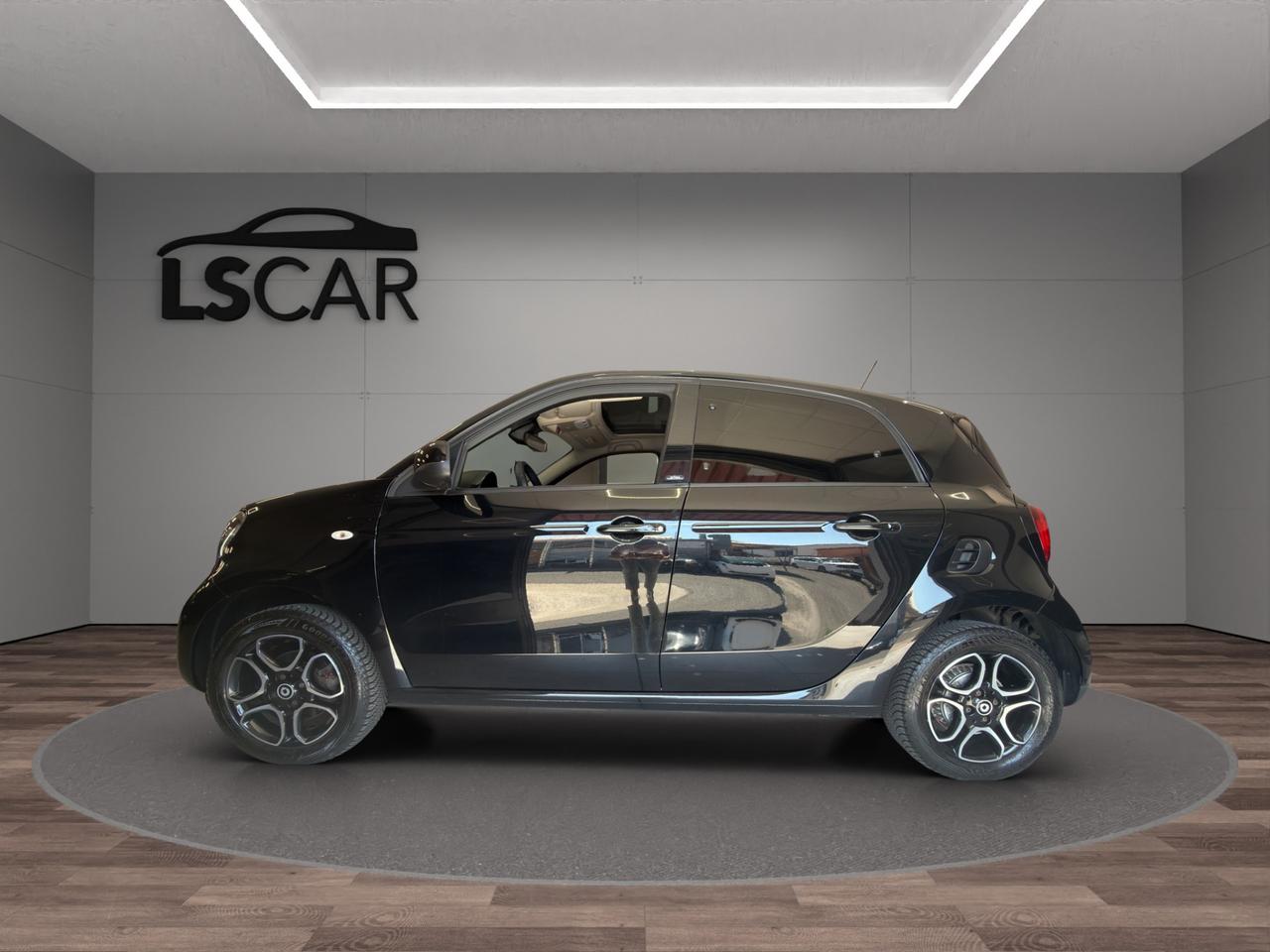 Smart forfour 1.0 Prime 71cv - Unipro - Promo Finanziamento - Schermo - Retrocamera - Tetto panoramico - Sedili riscaldatili
