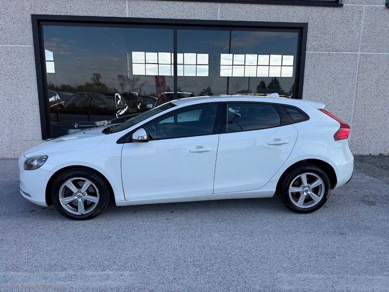 VOLVO V40 T2 Business Plus SOLO KM.98000