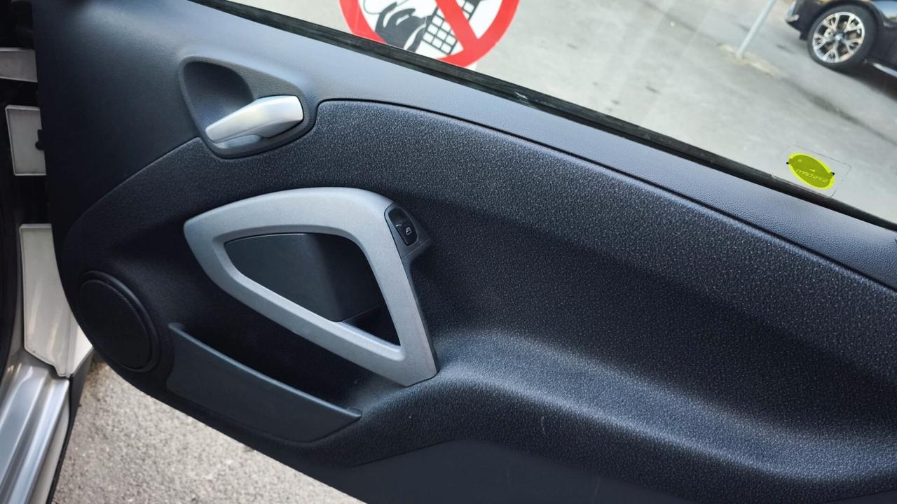 Smart ForTwo 800 coupé pure cdi