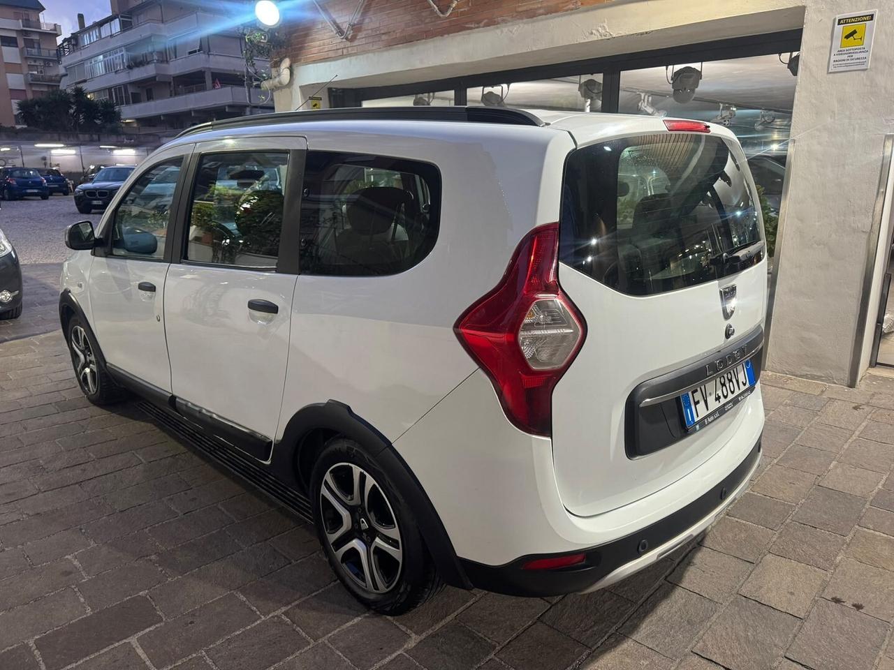 DACIA Lodgy Stepway 1.5 Blue dCi 8V 115CV 7 Posti