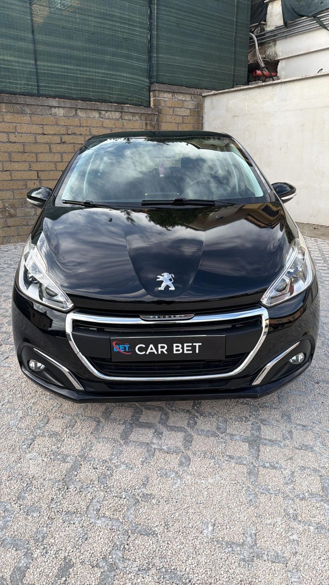 Peugeot 208 PureTech 82 5p. GPL Access