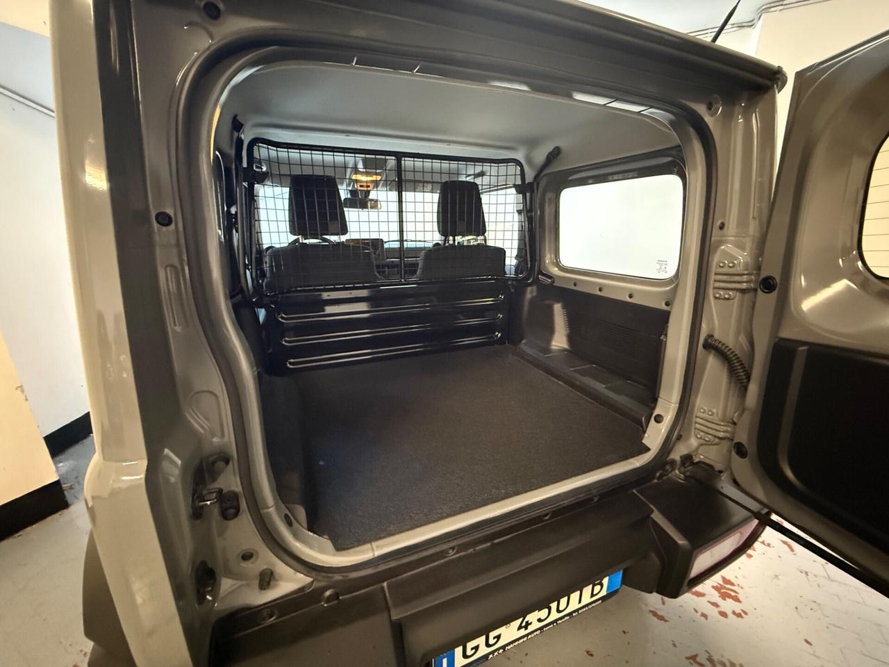 Suzuki Jimny 1.5 5MT PRO (N1)