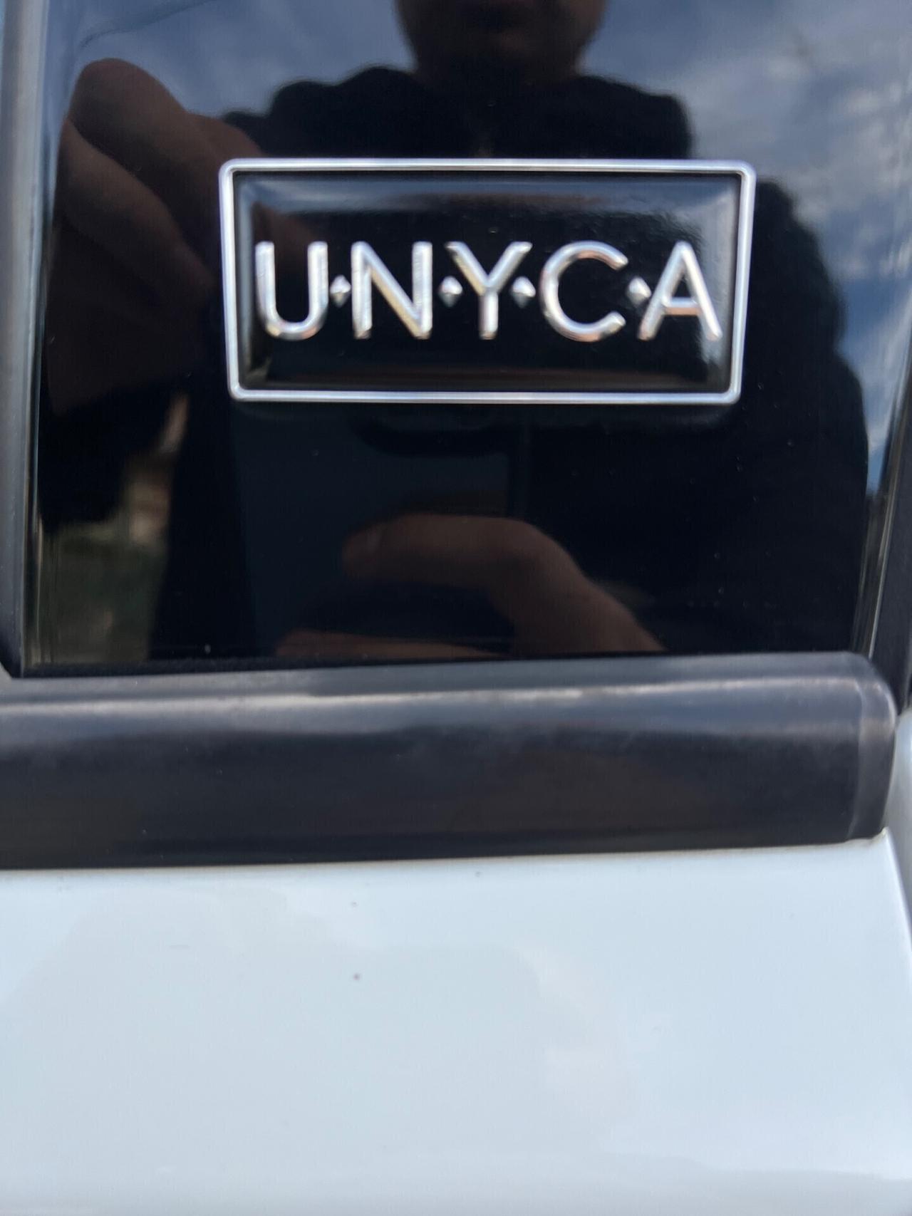 Lancia Ypsilon 1.3 MJT 75 CV Unyca