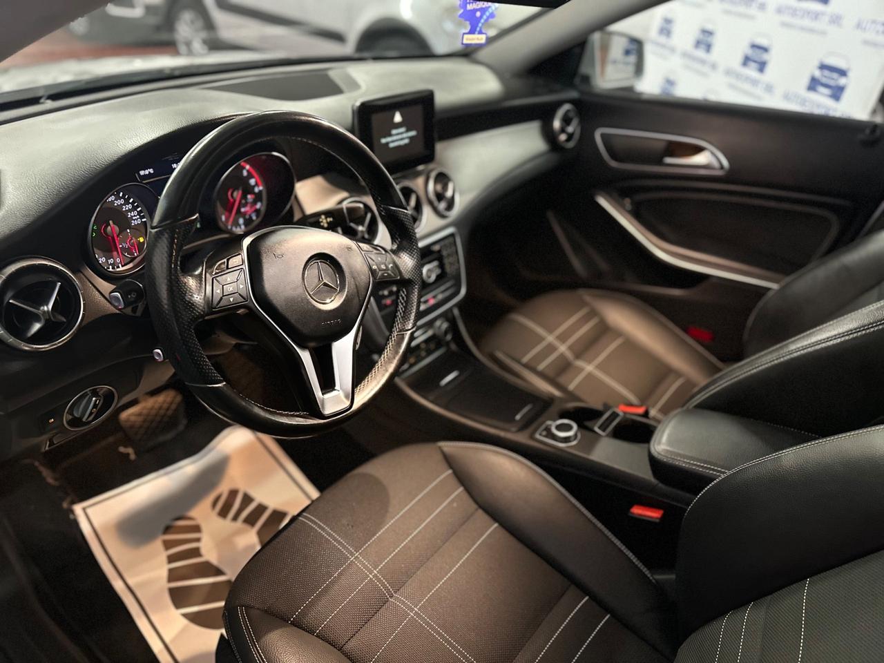 Mercedes-benz CLA 220 CDI Automatic Sport/tetto apribile/eur6