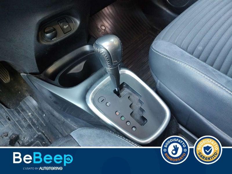 Toyota Yaris 1.5 HYBRID STYLE 5P