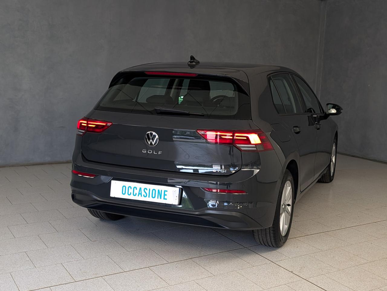 Volkswagen golf viii 1.0 eTSI 110cv DSG Life