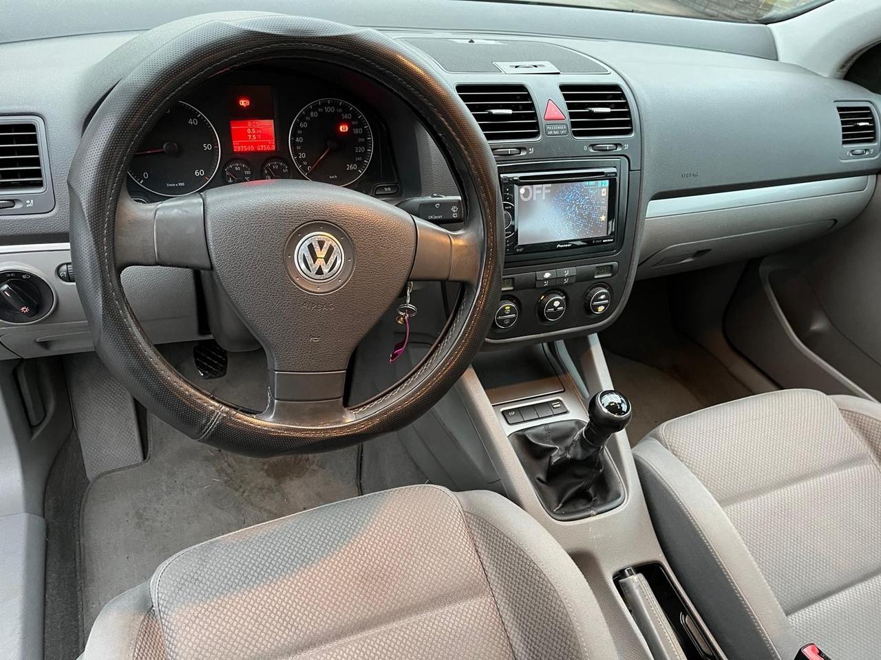 Volkswagen Golf 2.0 16V TDI Comfortline