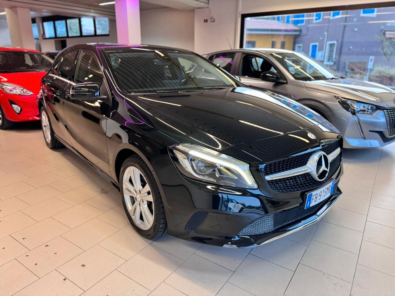 Mercedes-benz A 180 d Sport my16