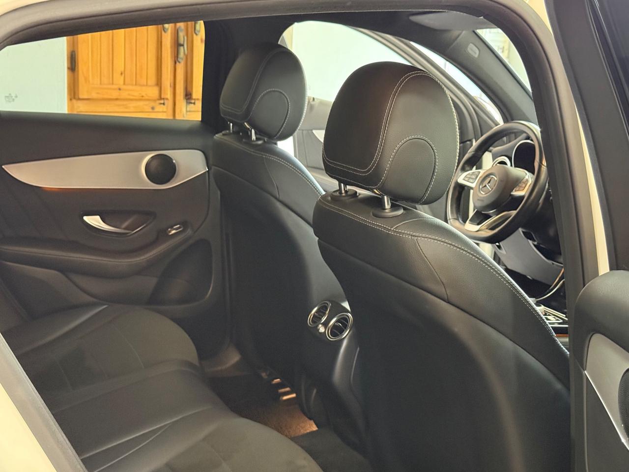 Mercedes-benz GLC 250d 4Matic Coupè Premium AMG Line Night Edition.