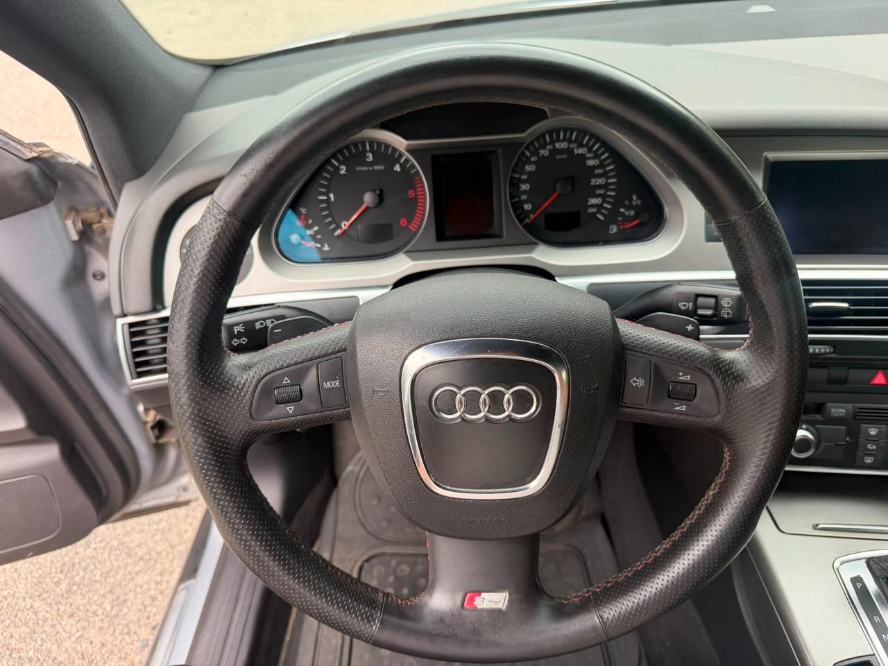 Audi A6 Avant 3.0 V6 TDI quattro