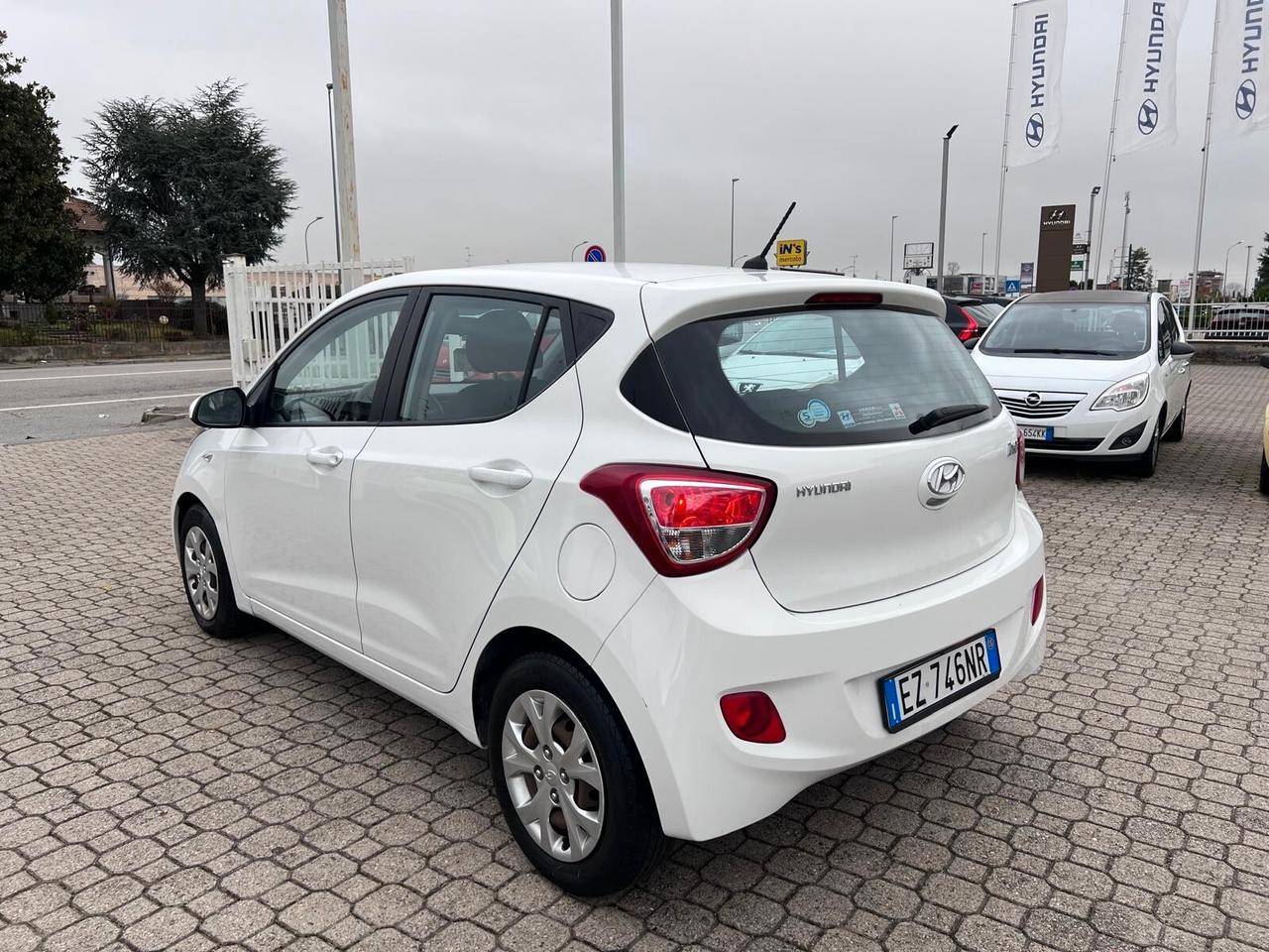 Hyundai i10 1.0 MPI Sound Edition