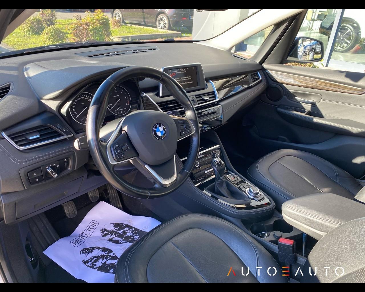 BMW Serie 2 F45 2014 Active Tourer - 216d Active Tourer Advantag