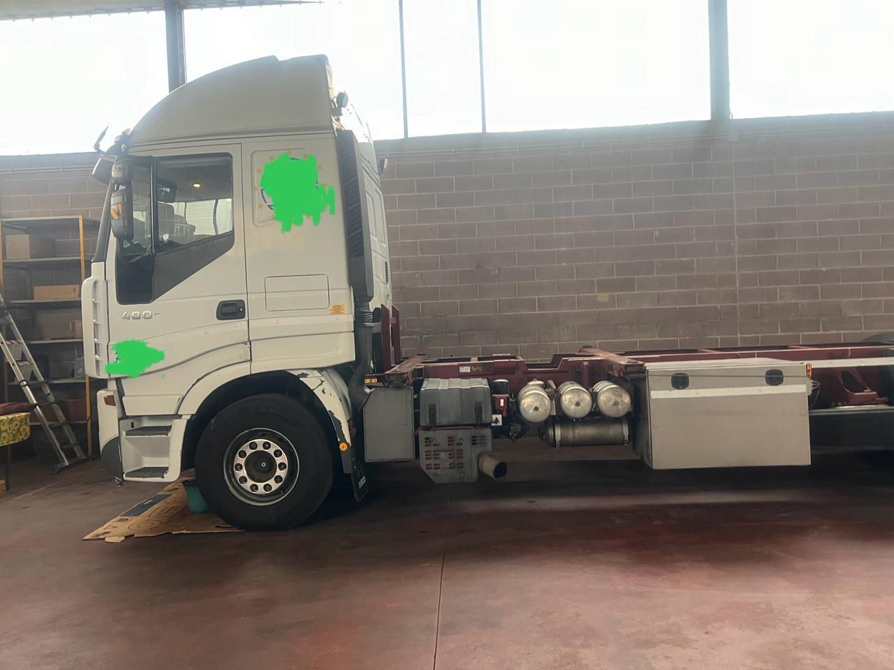 Iveco Stralis 480 Manuale 3 Assi