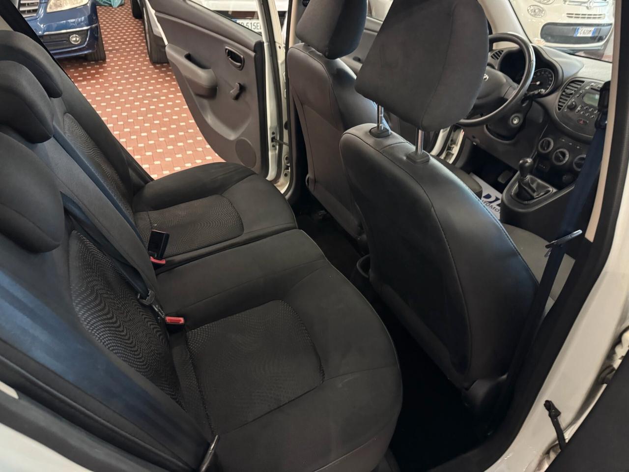 Hyundai i10 1.1 12V Fiorucci Soft Top - NEOPATENTATI