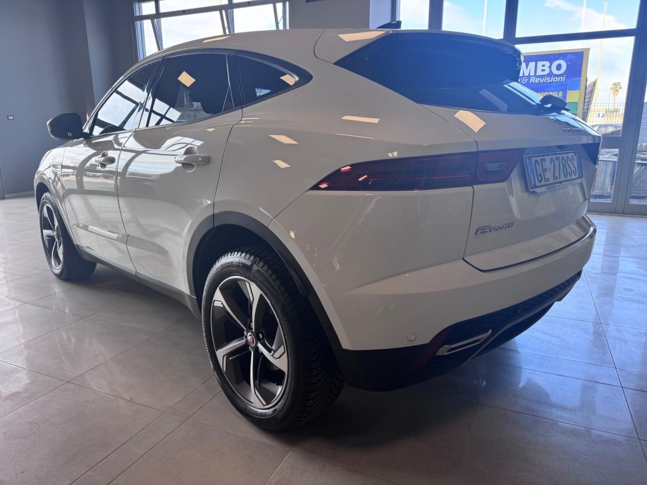 JAGUAR E-PACE 2.0 DIESEL HYBRIS 4WD R-DYNAMIC SPORT