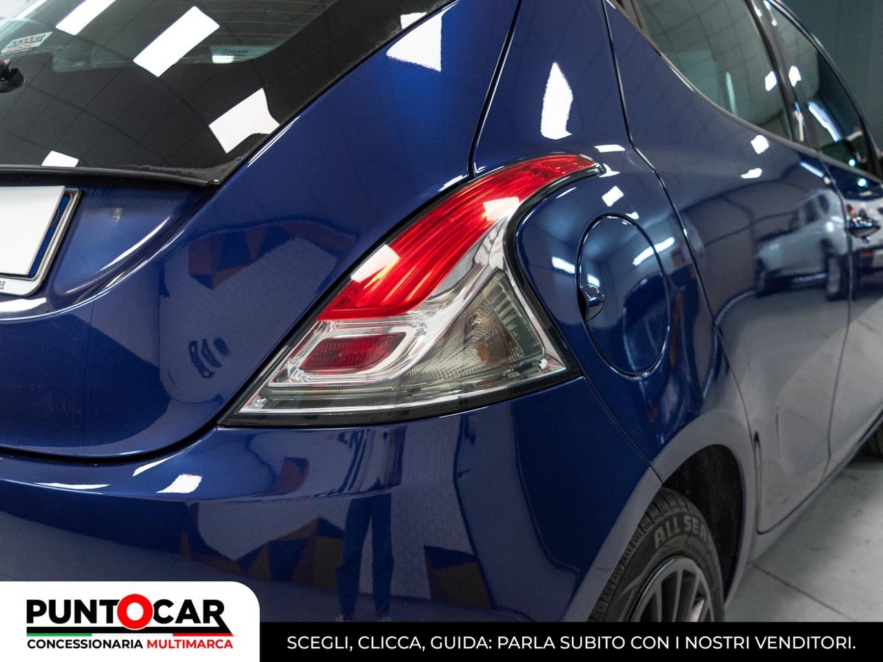 Lancia Ypsilon 1.2 69 CV 5 porte Elefantino