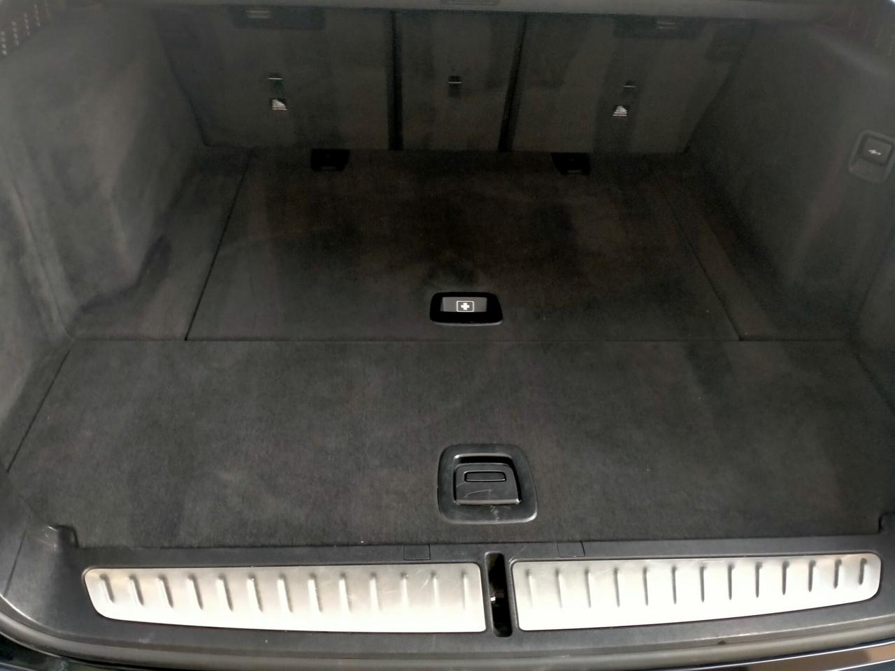 BMW 520 D TOUR. MHEV 48V XDRIVE M.Y.22 LEGA 19 MSPORT / PELLE NERA