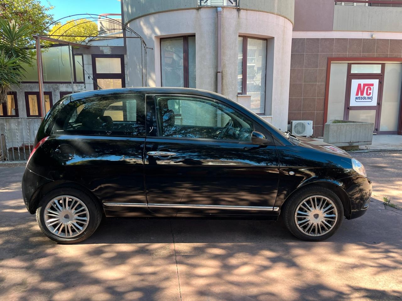 Lancia Ypsilon 1.2 - 2011