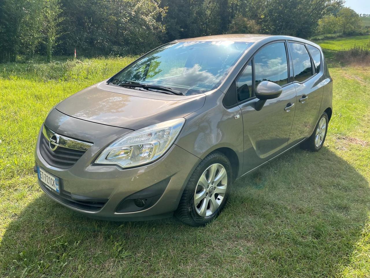 Opel Meriva 1.3 CDTI 95CV EcoFlex Cosmo