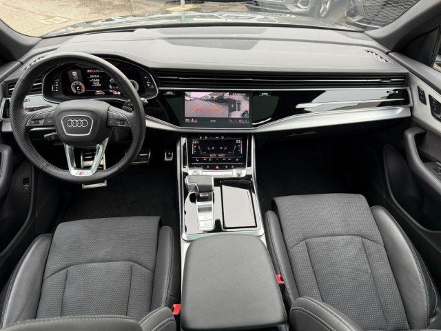 AUDI Q8 50 TDI 286 CV quattro S line edition Black Pack