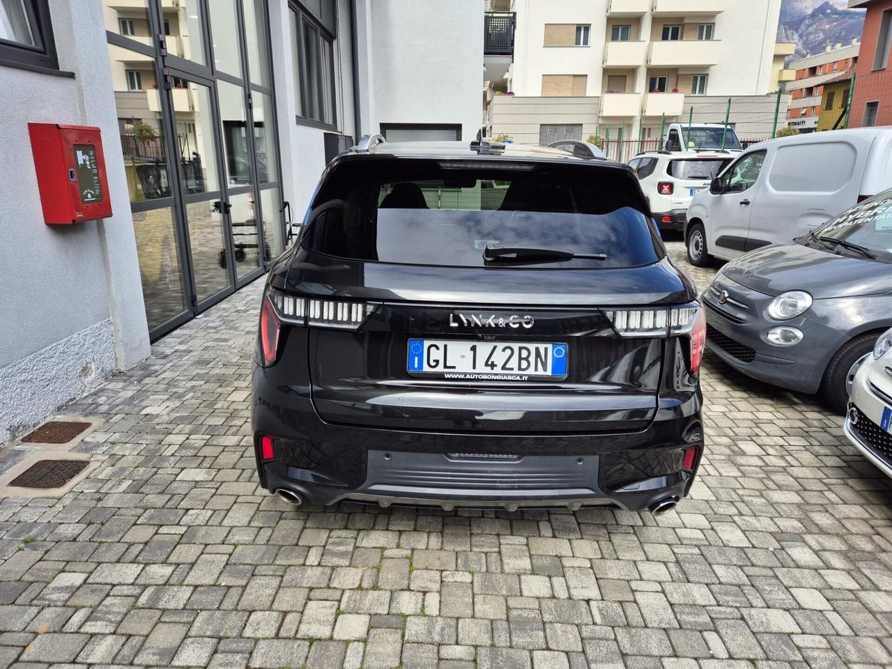 Lynk&co 01 PHEV