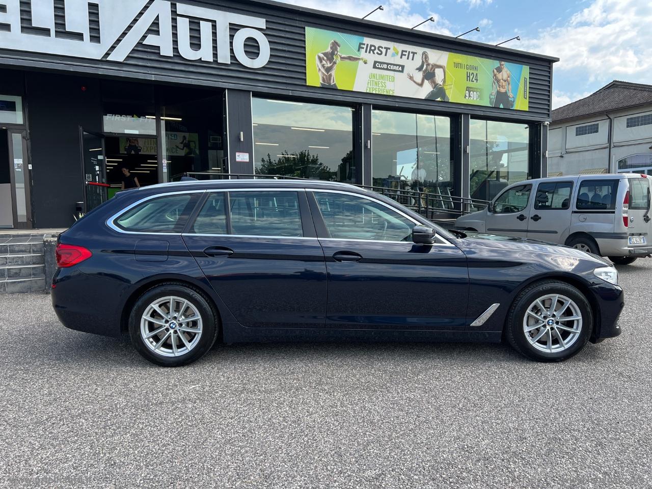 BMW 530d xDrive Touring Business