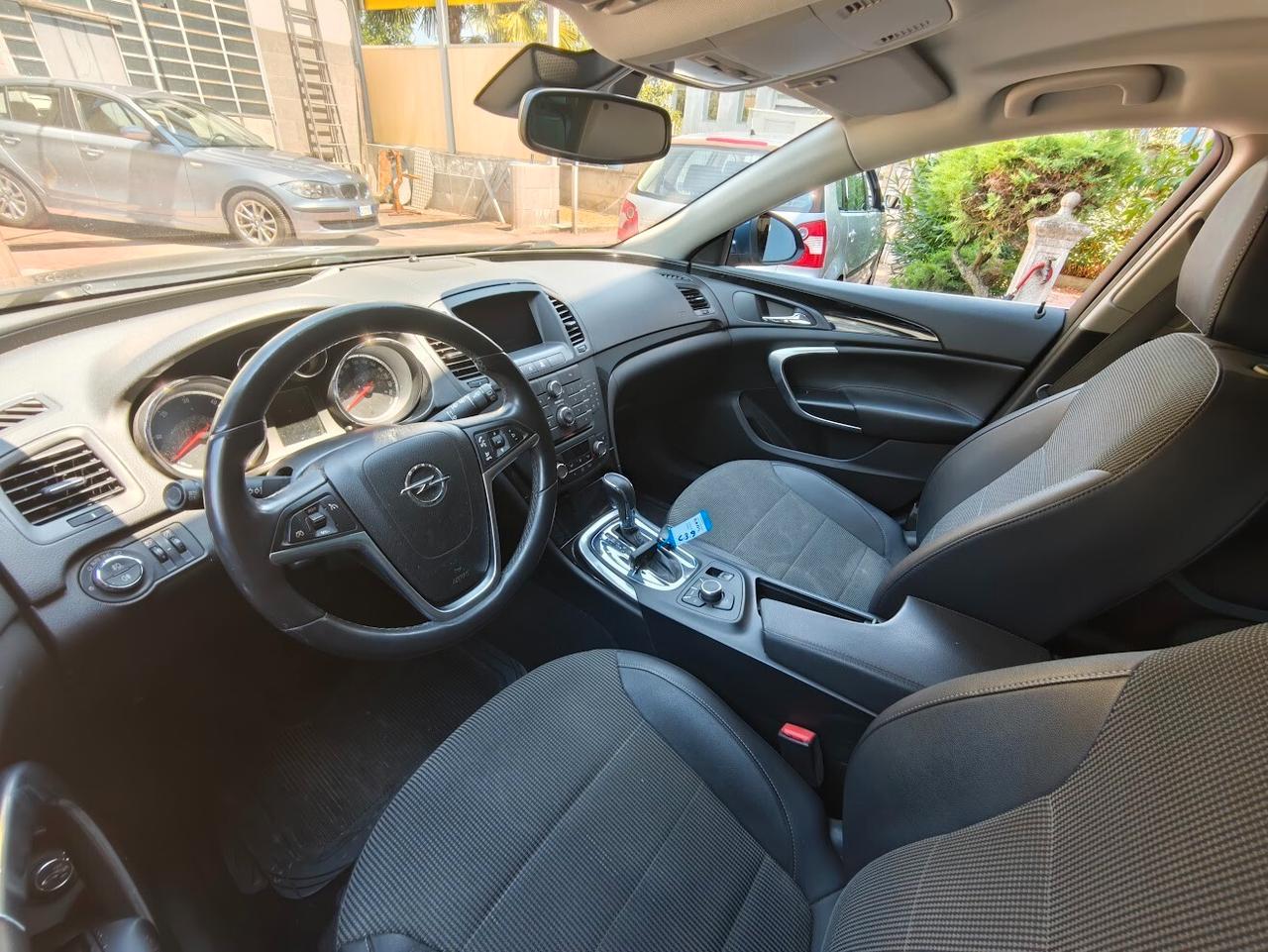 Insignia 2.0 CDTI Sports Tourer cosmo aut. SOLO 138MILA KM PREZZO SOTTO COSTO!!!!!