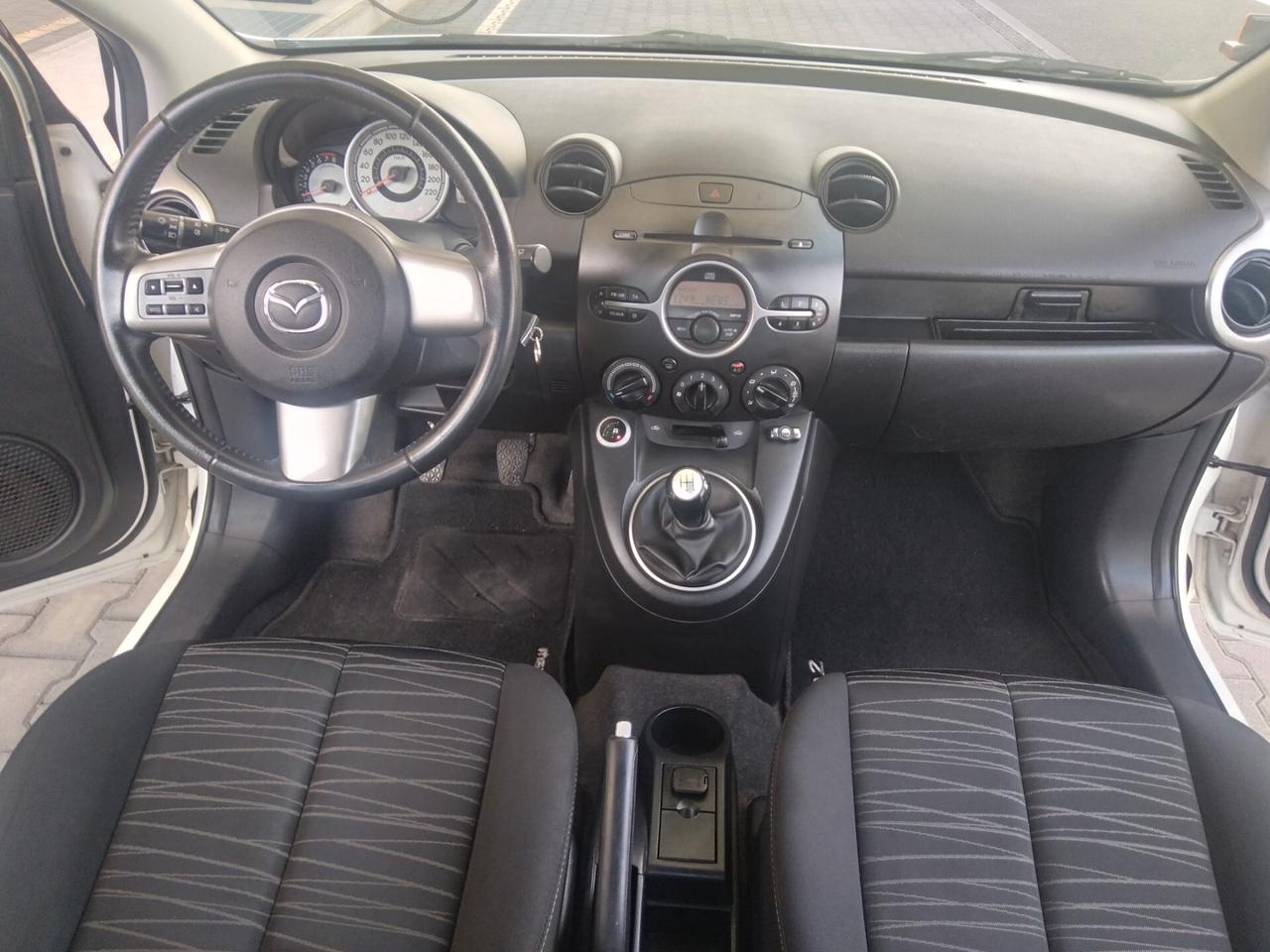 Mazda2 1.3 16V 75CV 5p. Play Gen. GPL x neopatentati