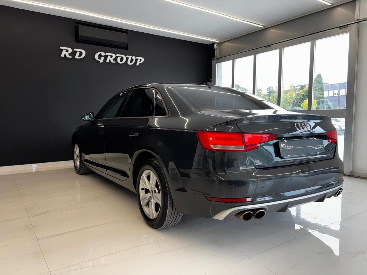 Audi A4 2.0 TDI 122 CV S tronic kit S4