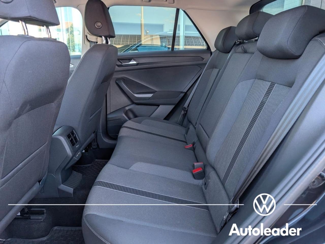 Volkswagen T-Roc 1.0 TSI Life SOLI 22.000 km