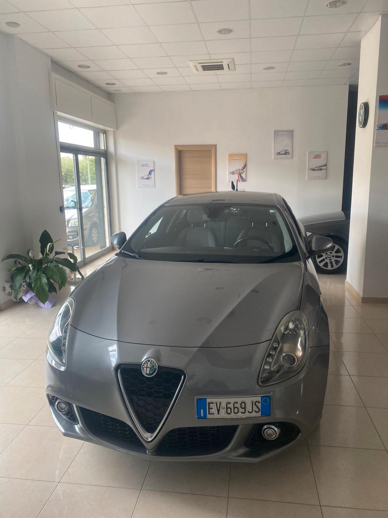 Alfa Romeo Giulietta 1.6 JTDm-2 105 CV Exclusive