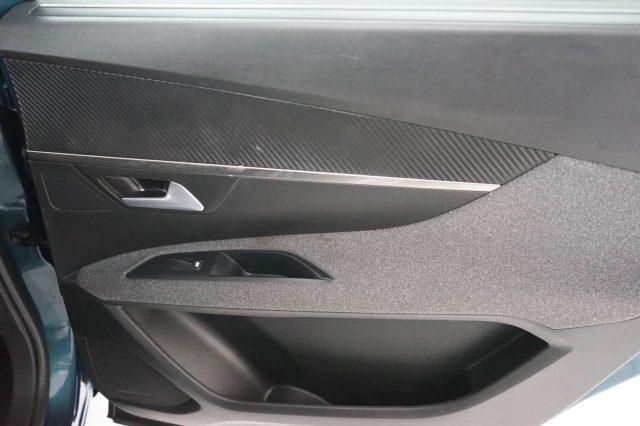 PEUGEOT 5008 BlueHDi 130 S&S Business 7 POSTI