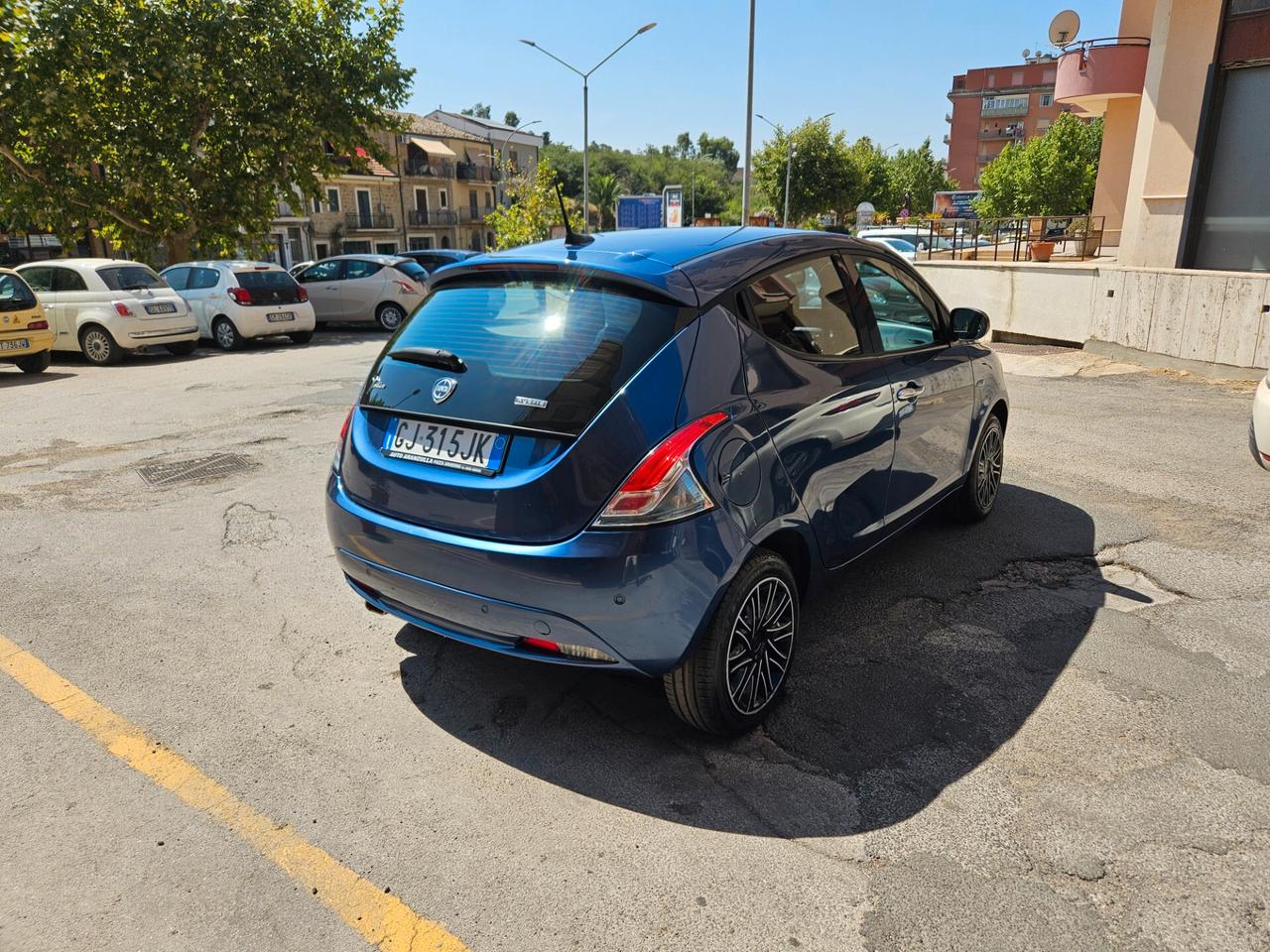 LANCIA YPSILON 1000 GOLD CHILOMERI CERTIFICATI