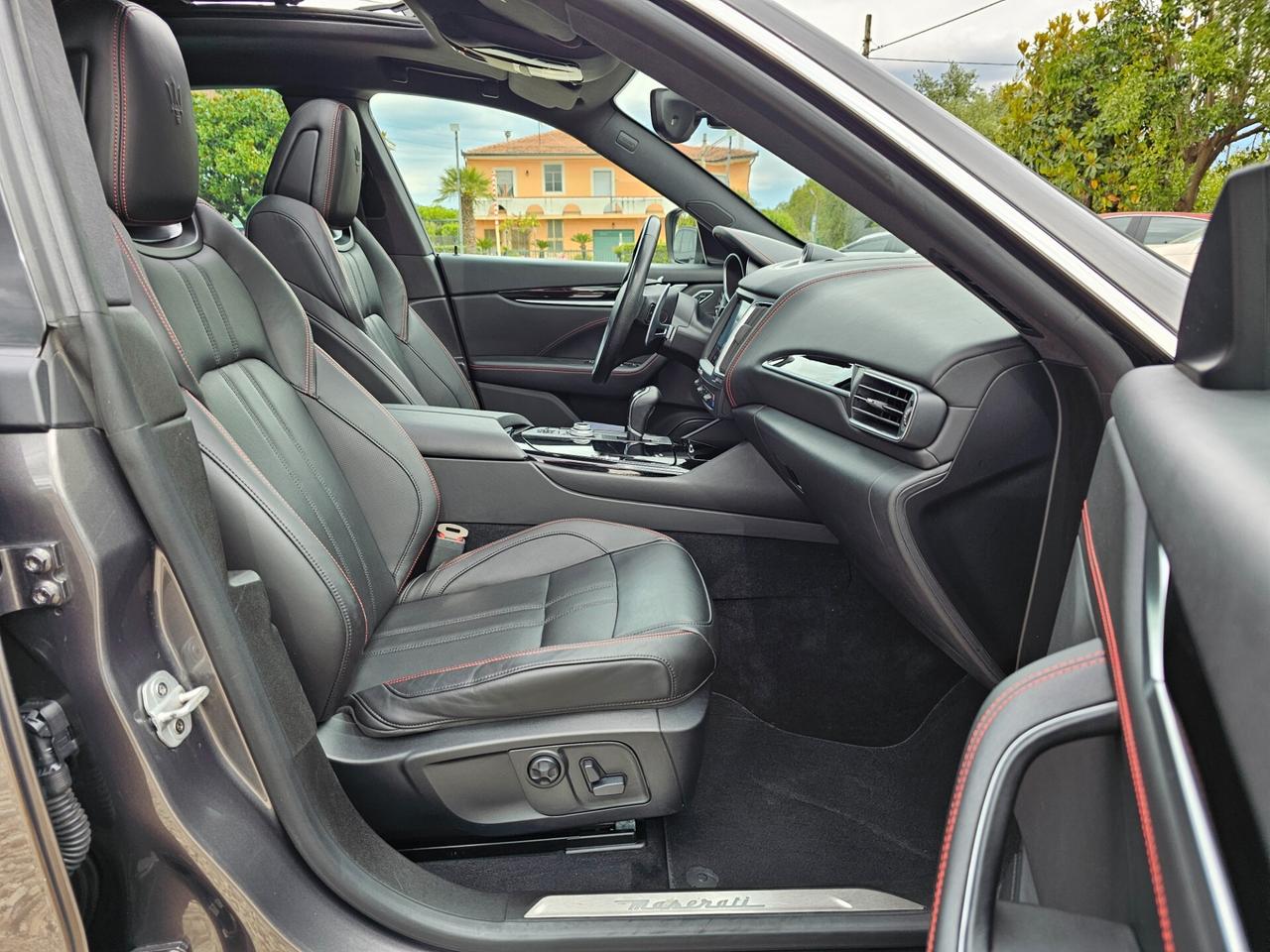 Maserati Levante V6 Diesel Gransport TETTO FULL