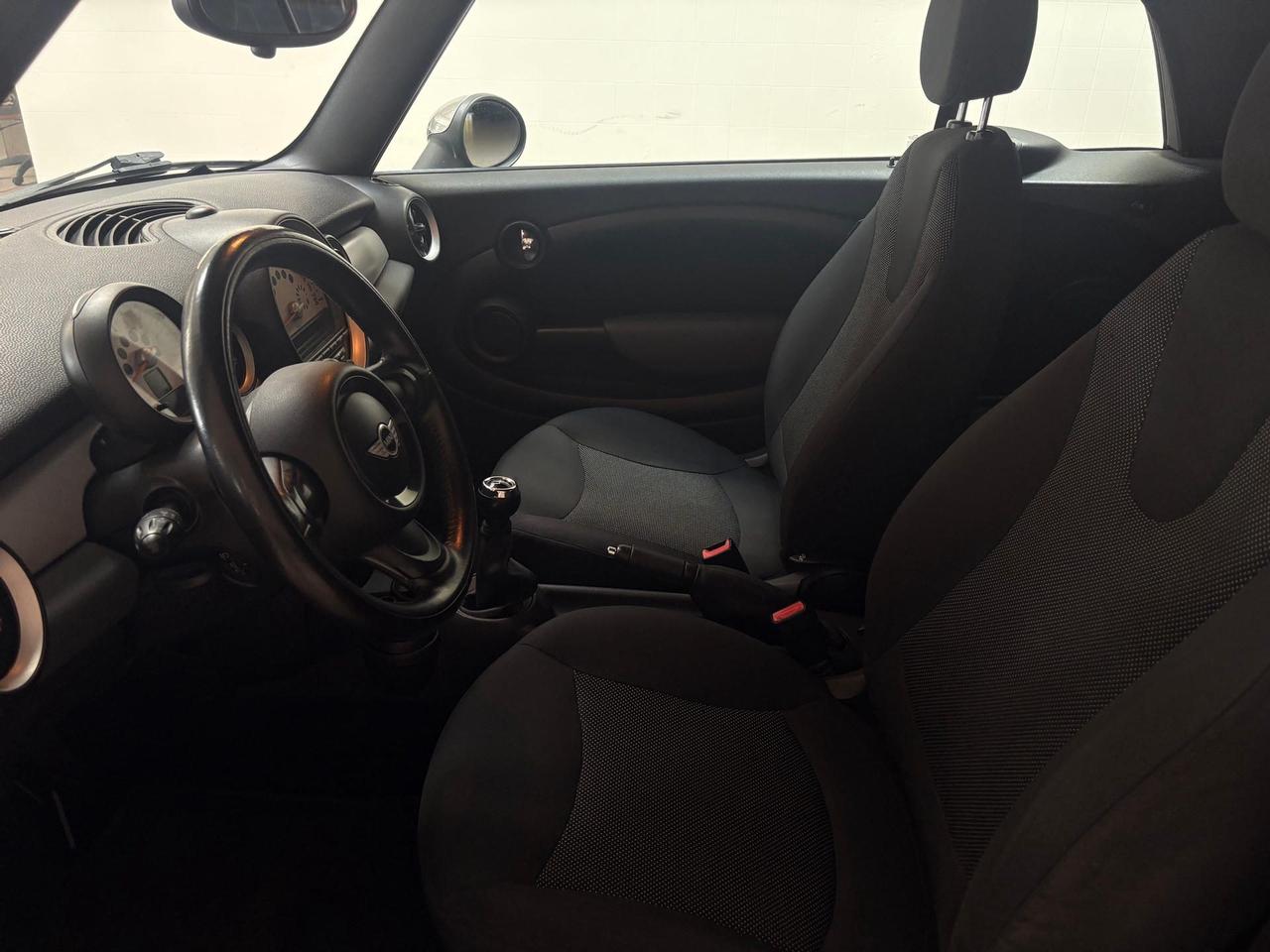 Mini Mini Cabrio 1.6 Cooper D 112cv