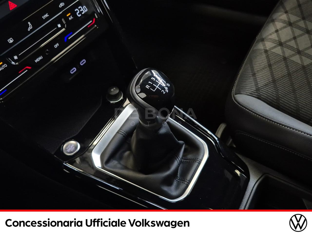 Volkswagen T-Roc 1.0 tsi r-line 110cv