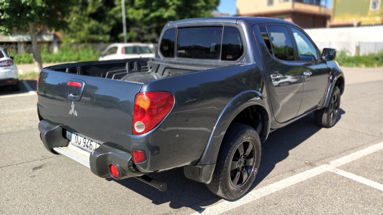 Mitsubishi L200 2.5 DI-D/136CV Double Cab Intense